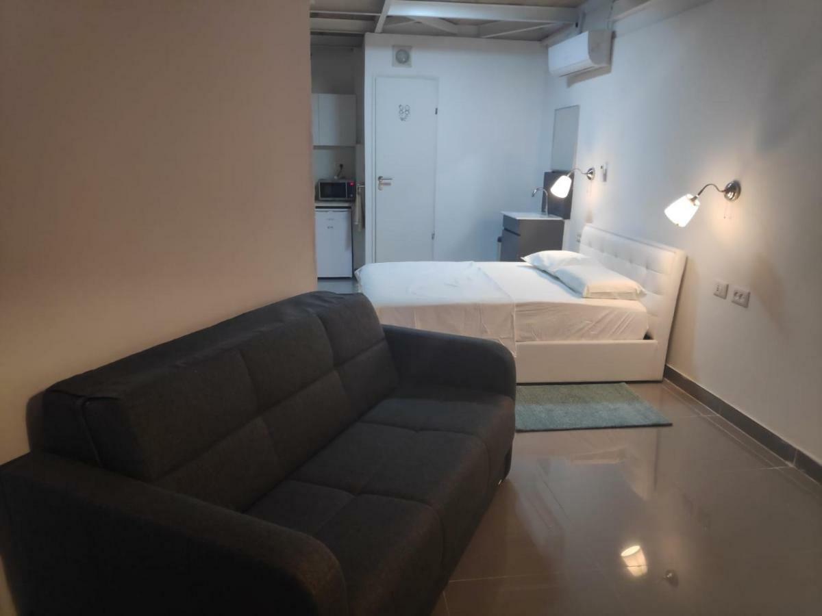 Agas Holiday Apartments - Gai Boutique ทิเบเรียส ภายนอก รูปภาพ